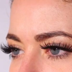 Meet your Posher, Ariel